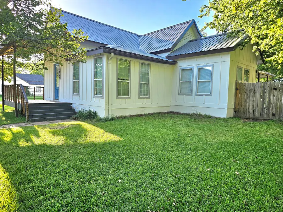 1029 W Shepherd Street, Denison, TX 75020 - #3