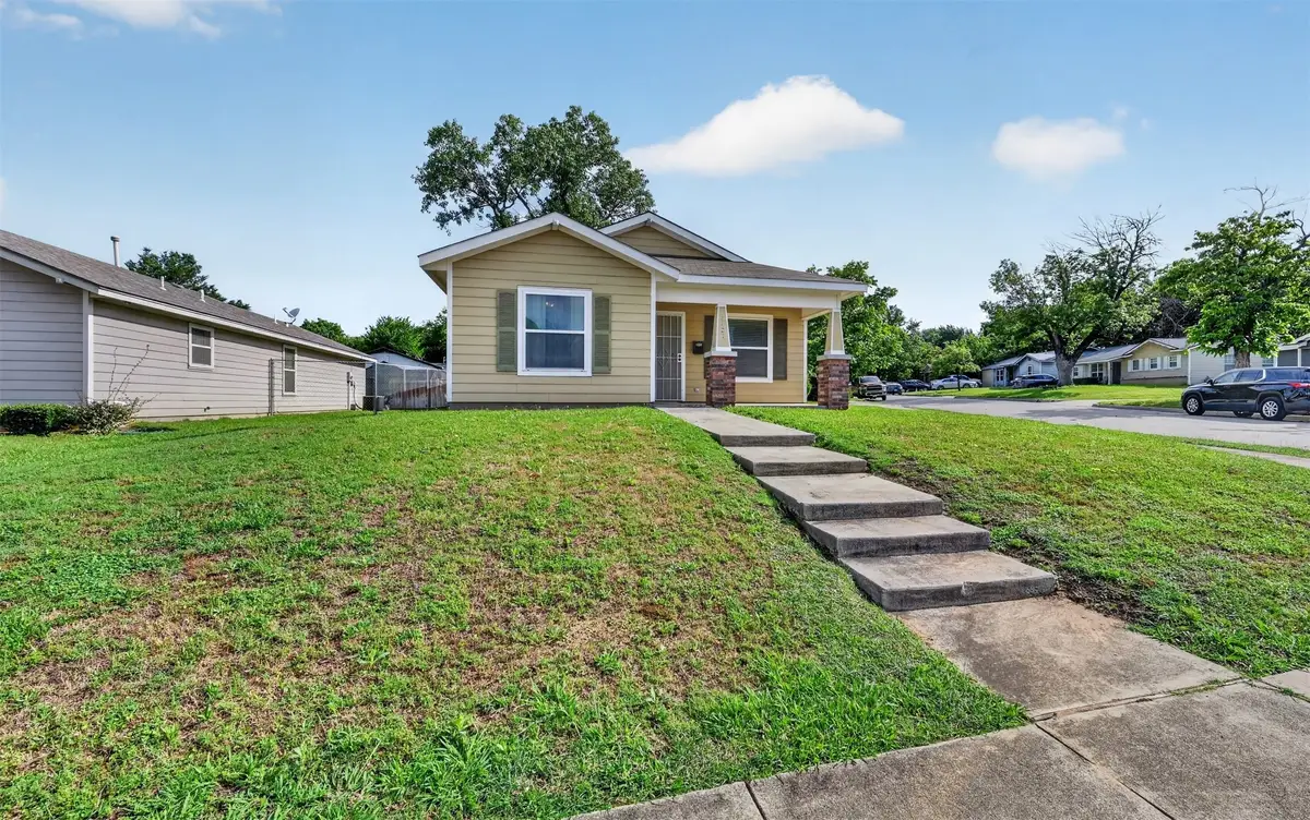 4421 E Kellis Street, Fort Worth, TX 76119 - #1