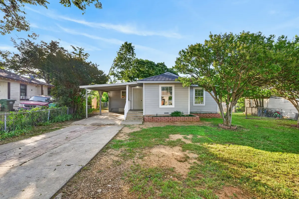 2006 SE 20th Street, Mineral Wells, TX 76067 - #1