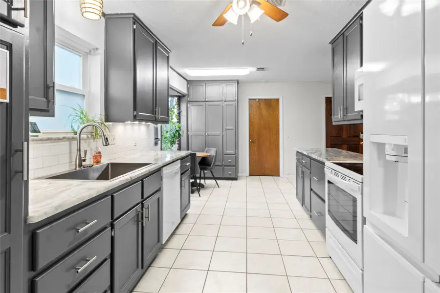 4 Circle . Drive, Teague, TX 75860 - #3
