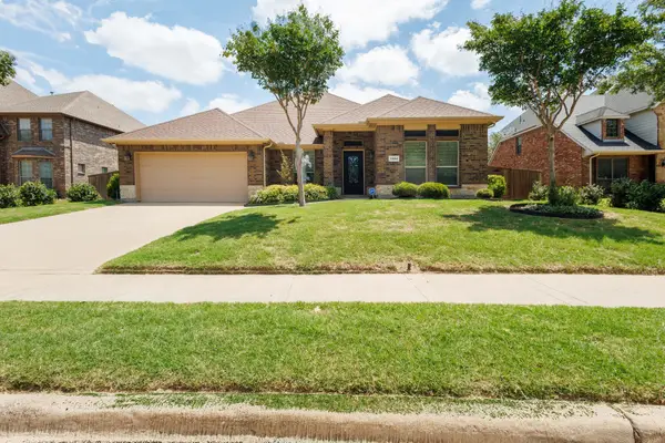 1004 Keats Drive, DeSoto, TX 75115