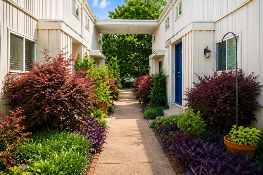 4021 Cole Avenue #204, Dallas, TX 75204 - #2