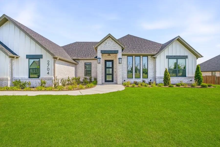 2704 Village Road, Granbury, TX 76049 - #2