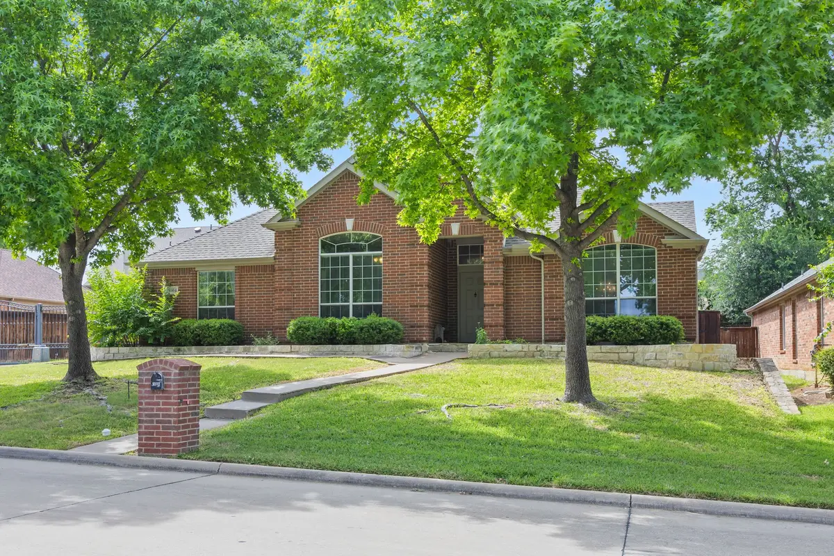 1004 Dover Heights Trail, Mansfield, TX 76063 - #1