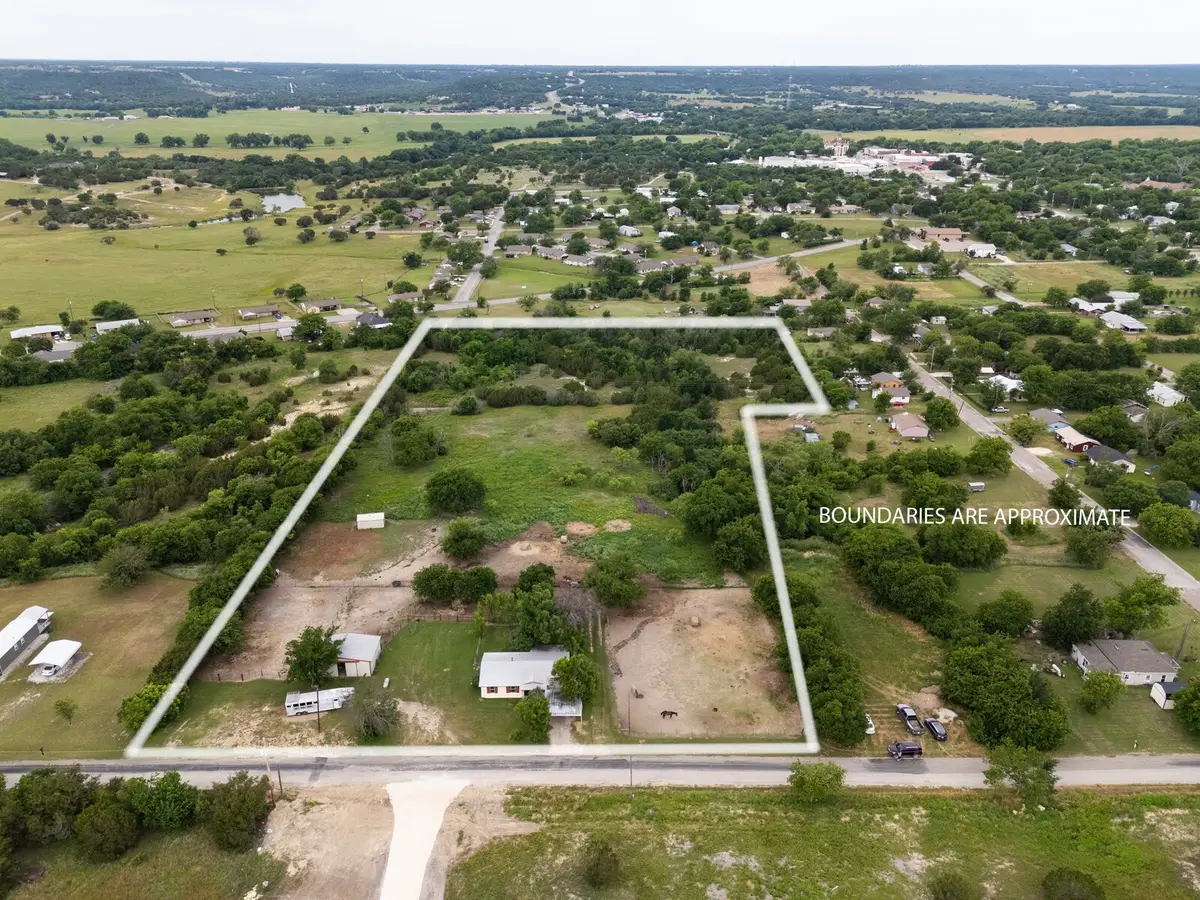 418 S Broadway Street, Meridian, TX 76665 - #1