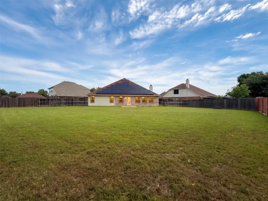 1435 Fleetwood Cove Drive, Grand Prairie, TX 75052 - #3