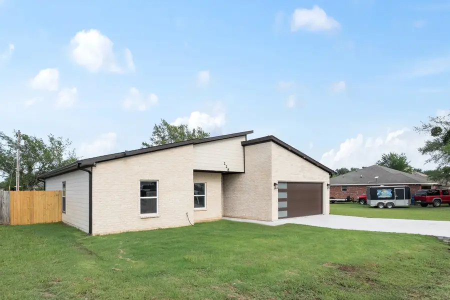 228 E Windjammer Road, Gun Barrel City, TX 75156 - #2