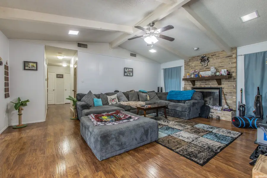329 Alamosa Drive, Hewitt, TX 76643 - #3