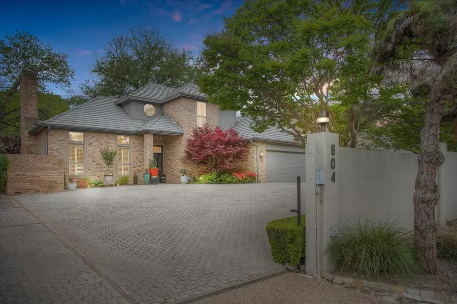 804 Roaring Springs Road, Fort Worth, TX 76114 - #2