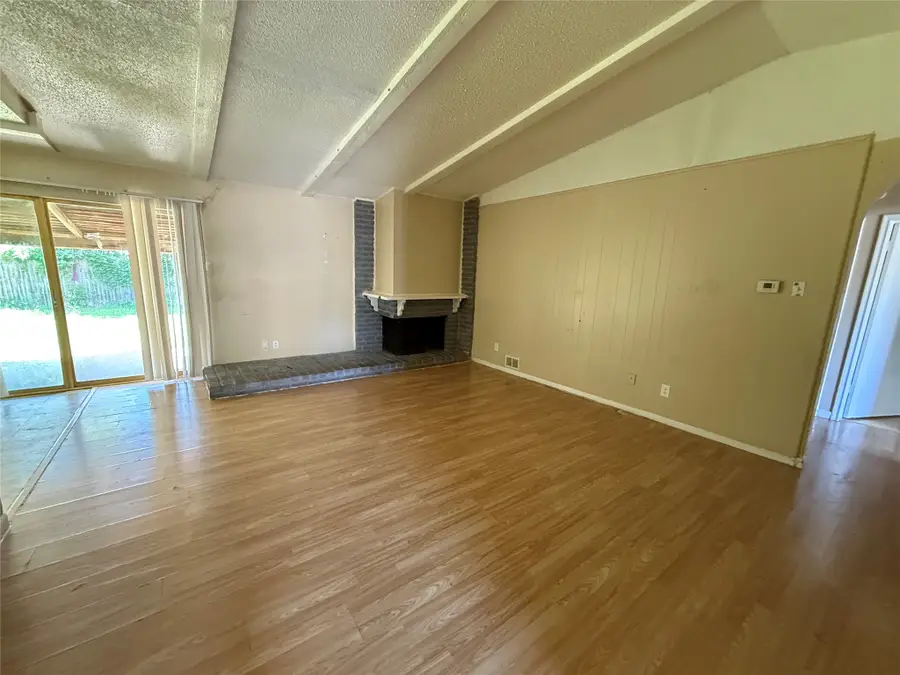 115 Price Drive, Lewisville, TX 75067 - #2