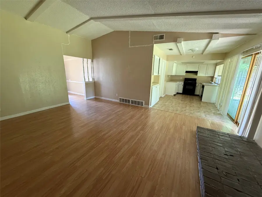115 Price Drive, Lewisville, TX 75067 - #3