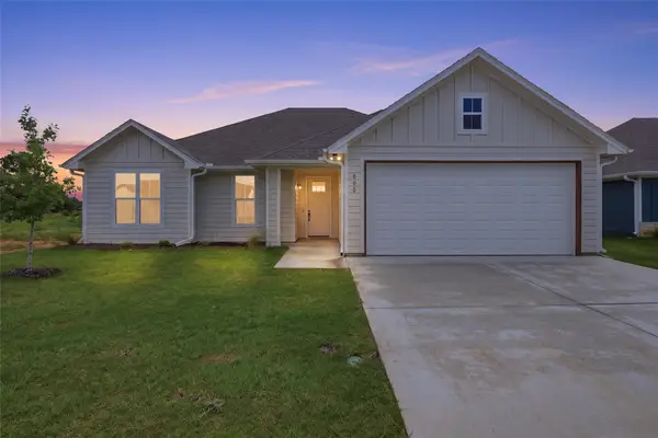 805 Lavender Court, Tolar, TX 76476