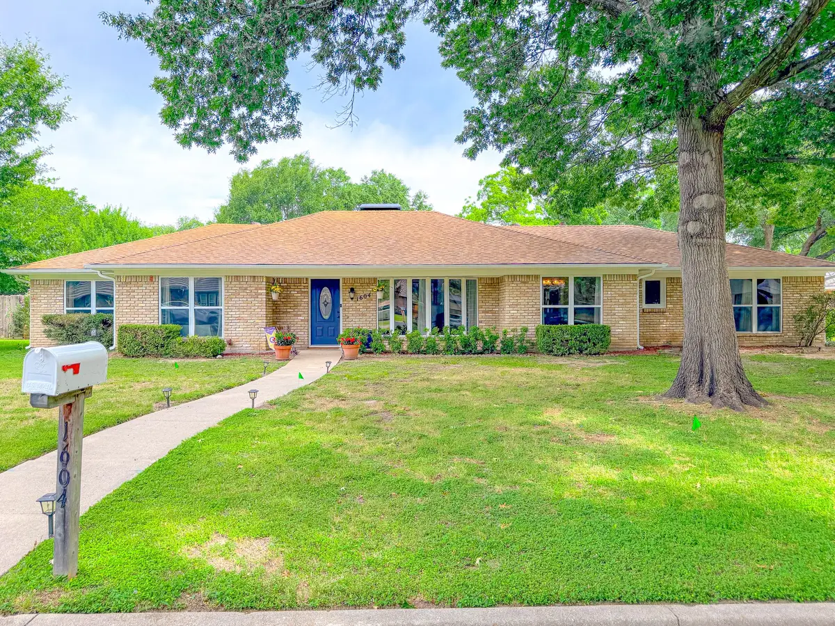 1604 Crestmont Avenue, Corsicana, TX 75110 - #1