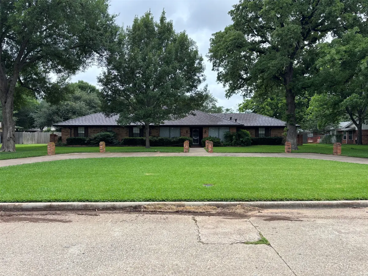 2409 Vega Street, Grand Prairie, TX 75050 - #1