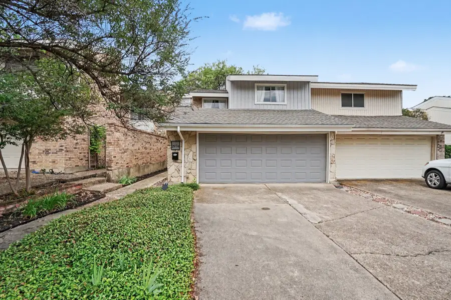 2974 Country Place Circle, Carrollton, TX 75006 - #2