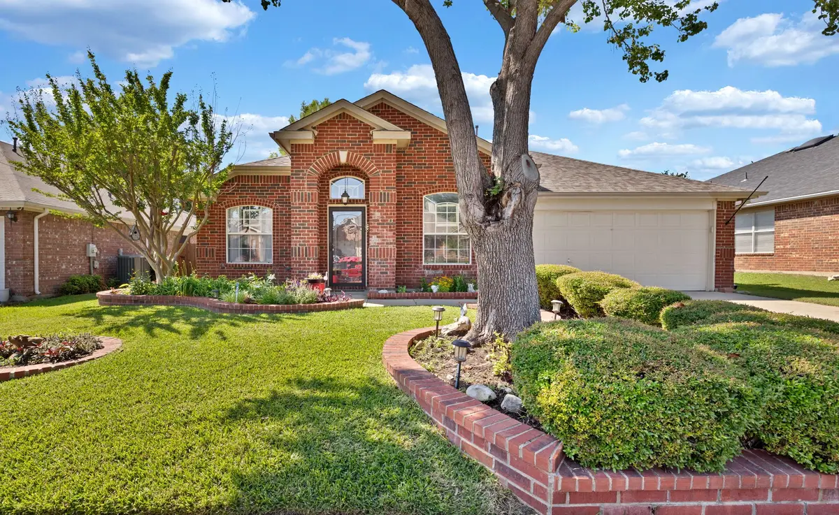 1065 Springhill Drive, Saginaw, TX 76179 - #1