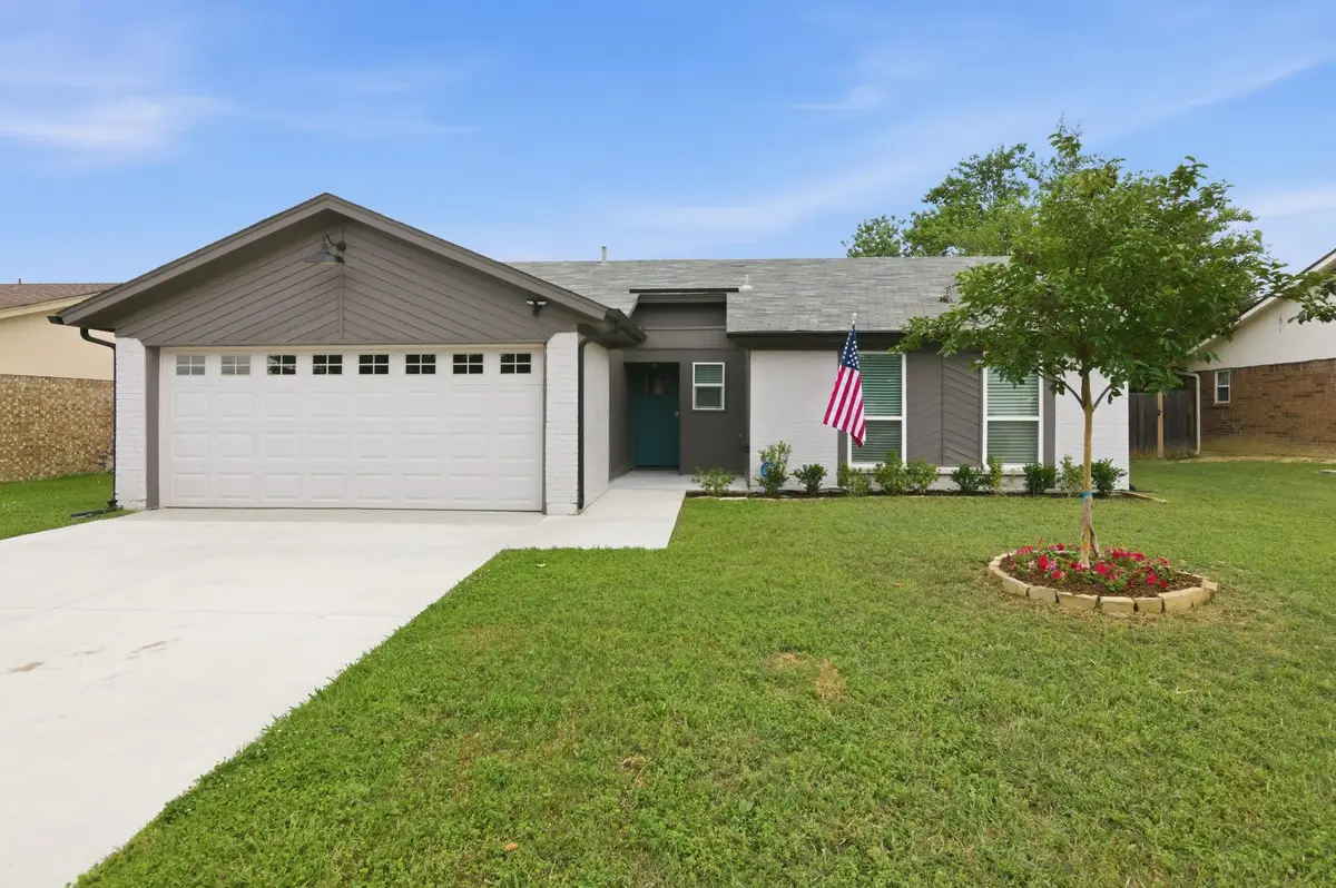6449 Highview Terrace, Watauga, TX 76148 - #1
