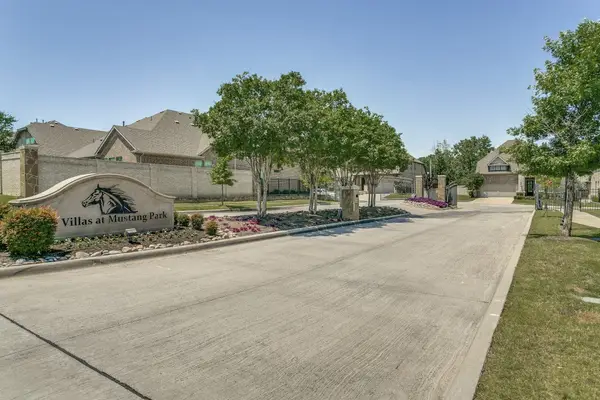 7906 Gulfstream Lane, Irving, TX 75063