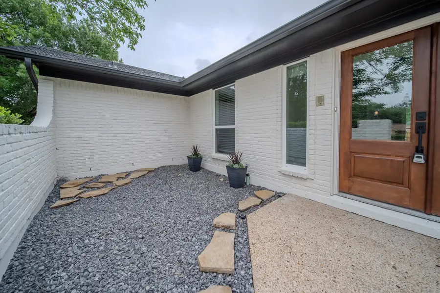 3505 Shady Brook Circle, Garland, TX 75043 - #2