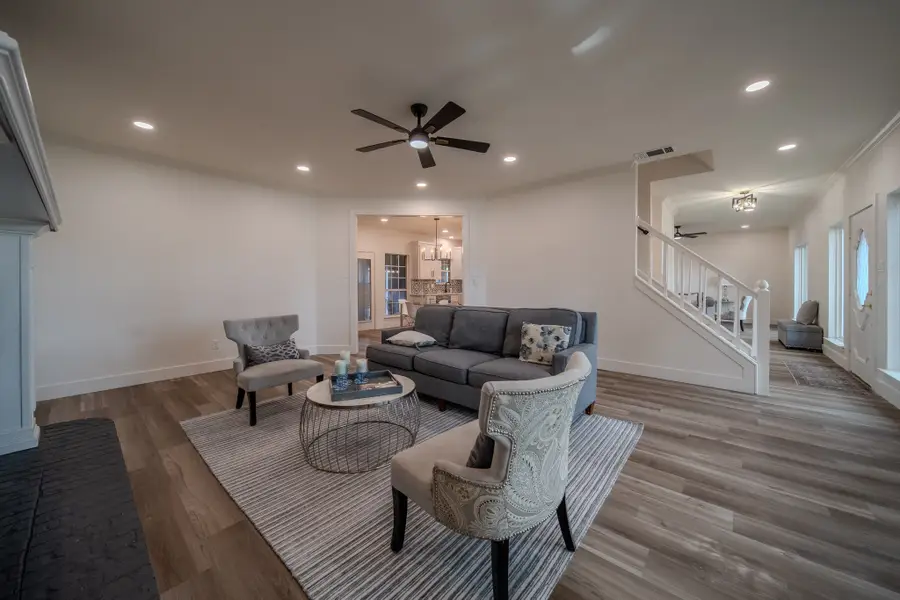 728 Violet Court, Mesquite, TX 75150 - #3