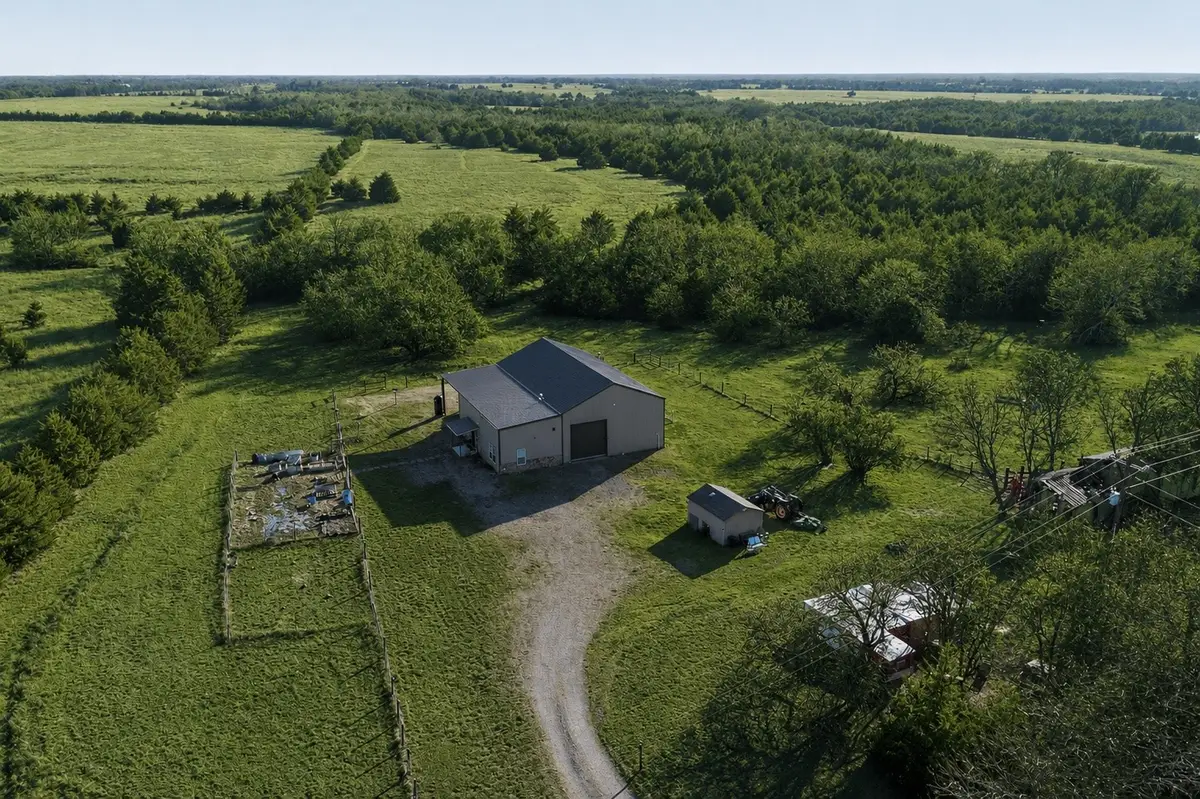 2800 County Road 2905, Dodd City, TX 75438 - #1