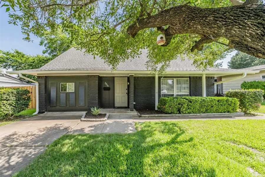 3214 Ridgeview Circle, Irving, TX 75062 - #3