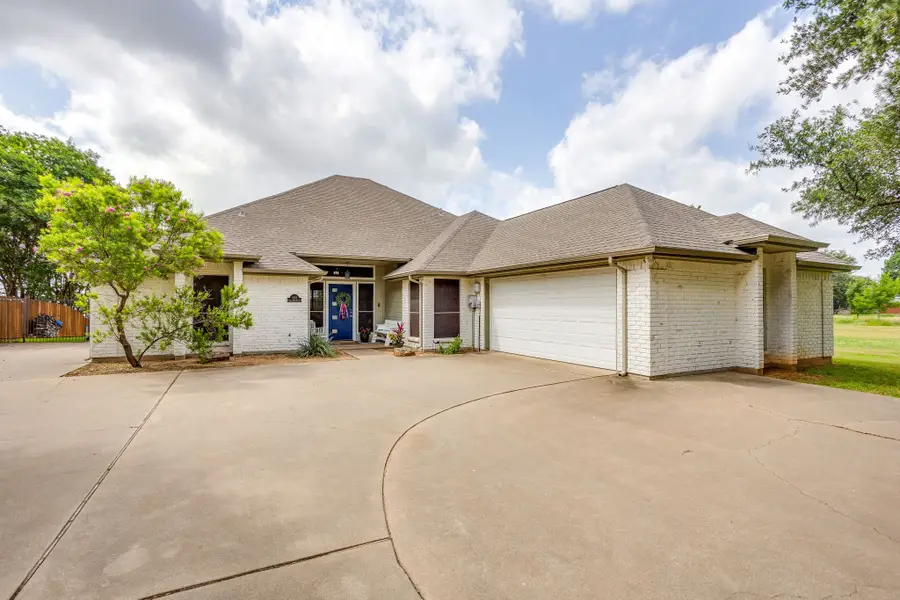 103 Casas Del Sur Street, Granbury, TX 76049 - #2