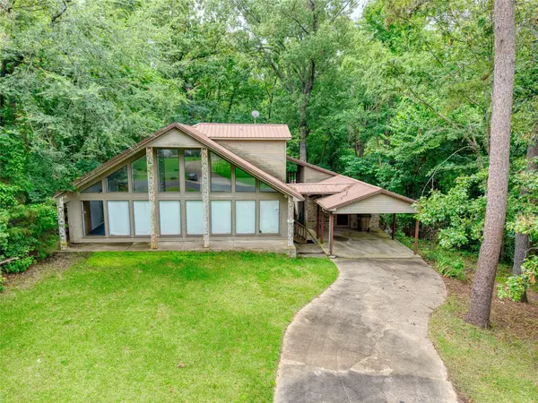 1508 Canadian Drive, Scroggins, TX 75480