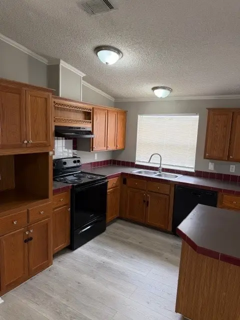 2321 Ridgeview Street, Fort Worth, TX 76119 - #3