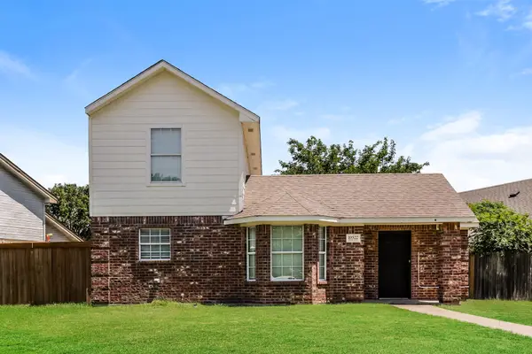 10522 Woodleaf Drive, Dallas, TX 75227
