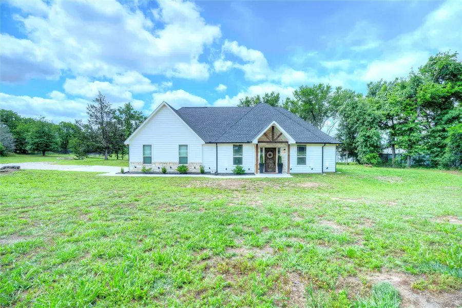 1355 Jay Bird Road, Springtown, TX 76082 - #2