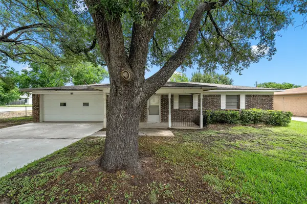 549 Dison Drive, Robinson, TX 76706