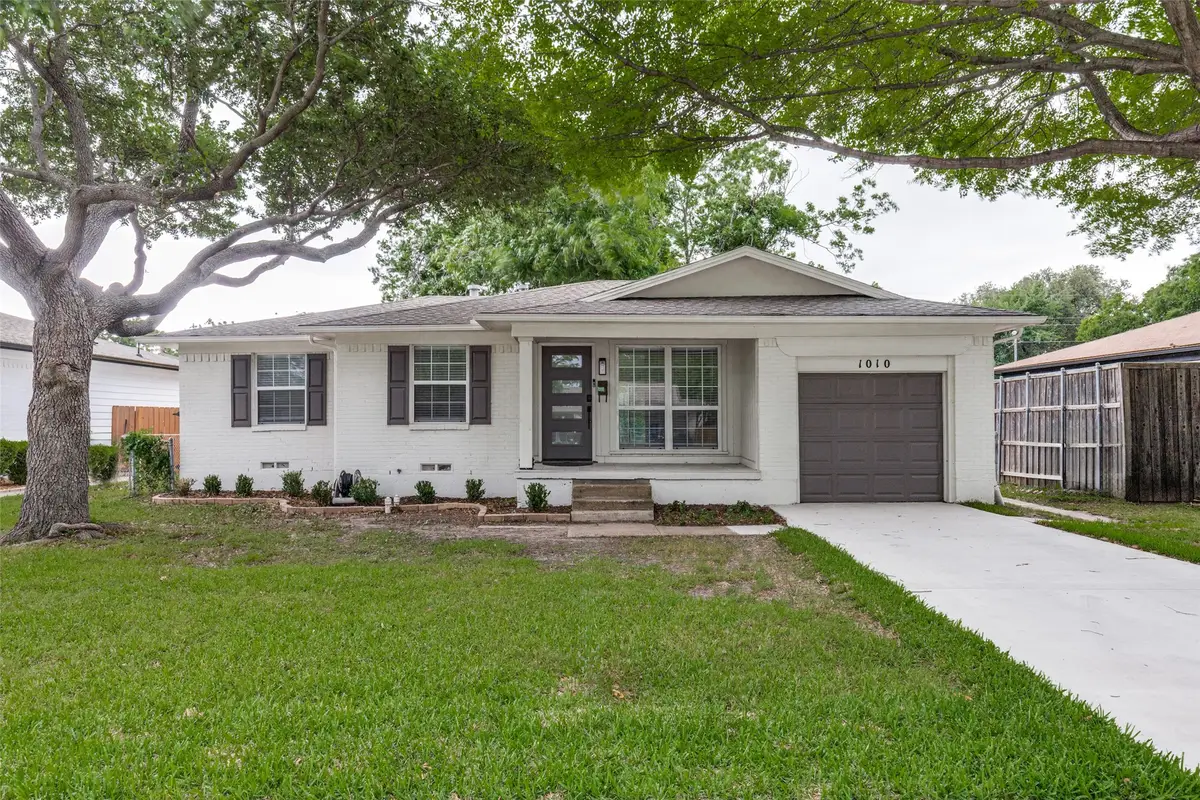 1010 Noble Avenue, Carrollton, TX 75006 - #1
