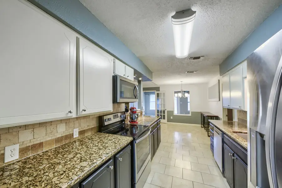 8437 Glenann Drive, North Richland Hills, TX 76182 - #2