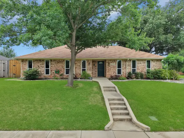 1600 Delaford Drive, Carrollton, TX 75007