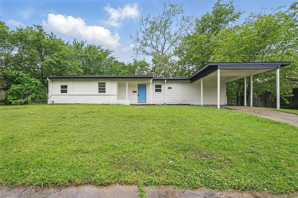 95 Twining Drive, Denison, TX 75020 - #1