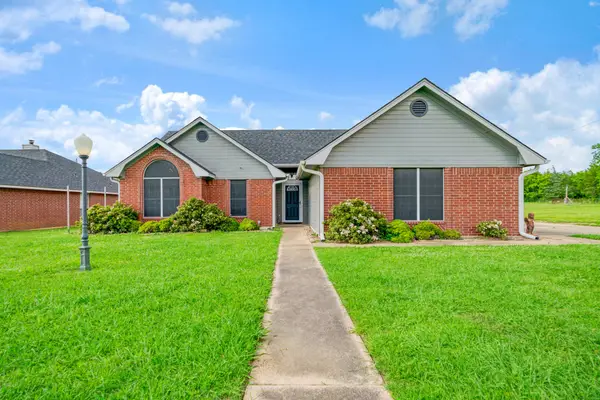 525 York Street, Paris, TX 75460