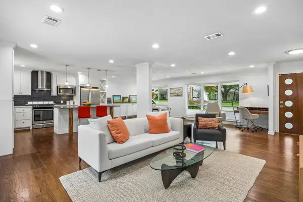 6452 Lange Circle, Dallas, TX 75214