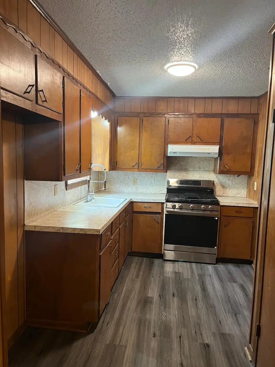 2125 Dewey Street, Texarkana, TX 75501 - #2