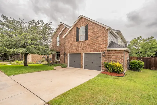 9445 Drovers View Trail, Fort Worth, TX 76131