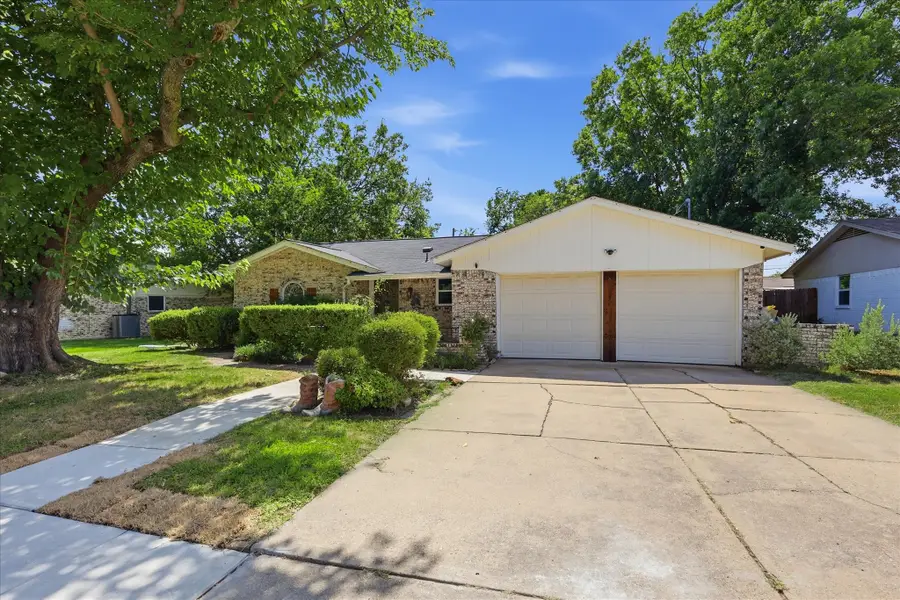 6609 Emily Drive, Watauga, TX 76148 - #2