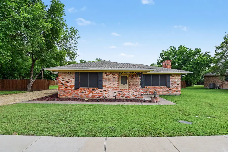 219 W Jefferson Street, Palmer, TX 75152 - #3