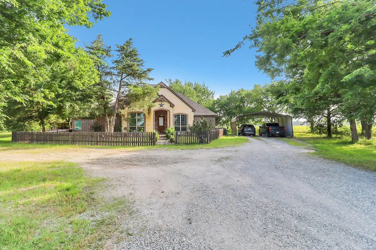 1468 County Road 4015, Savoy, TX 75479 - #1