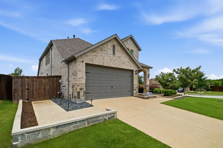 3529 Tulip Drive, Aubrey, TX 76227 - #2