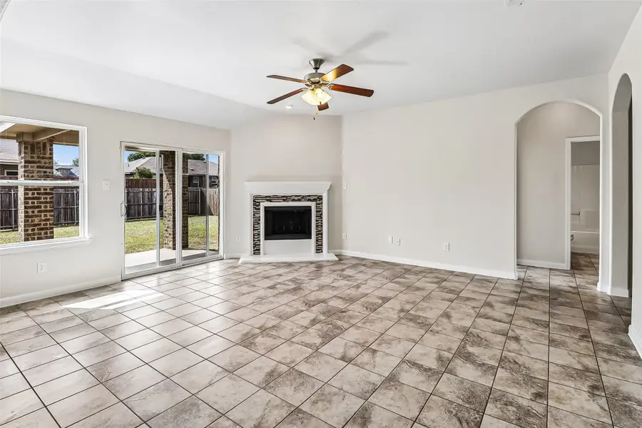 2979 Driftwood Lane, Lancaster, TX 75146 - #3