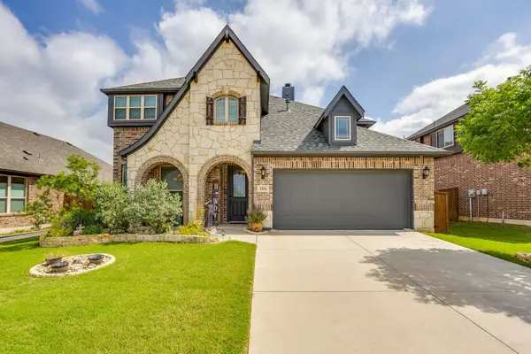 1116 Bear Oak Drive, Burleson, TX 76028