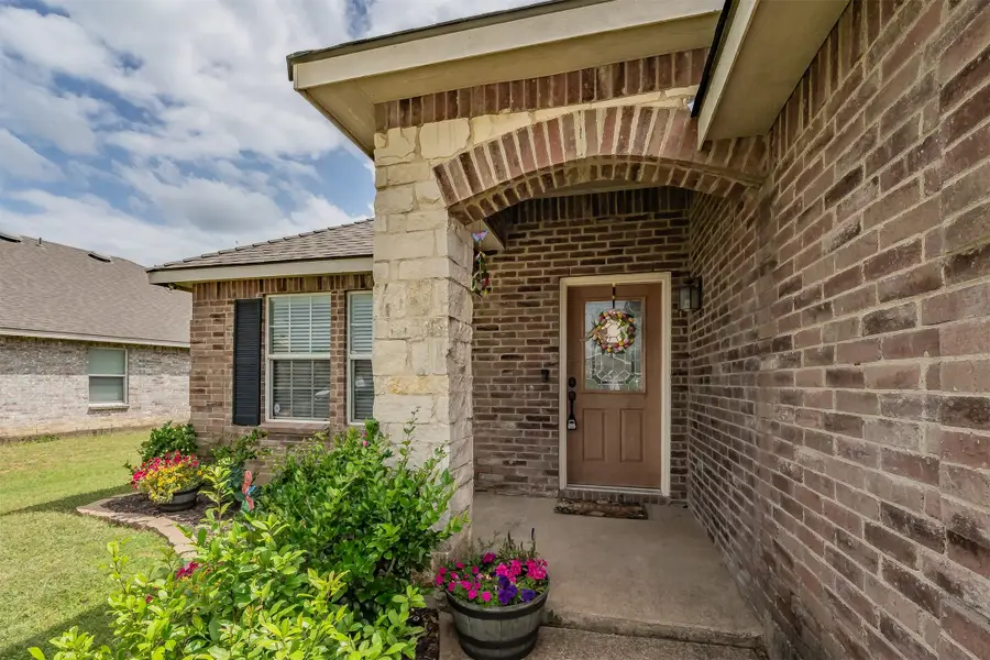 208 Weber River Trail, Fort Worth, TX 76140 - #2