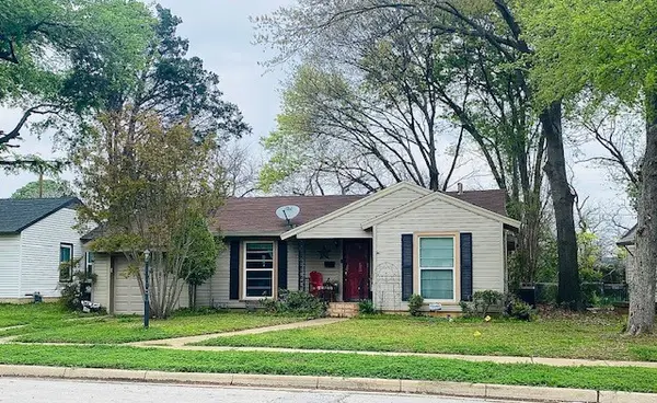 1309 Marydale Drive, Arlington, TX 76013