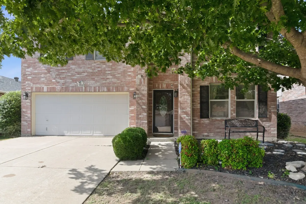 3844 Irish Setter Drive, Fort Worth, TX 76123 - #1