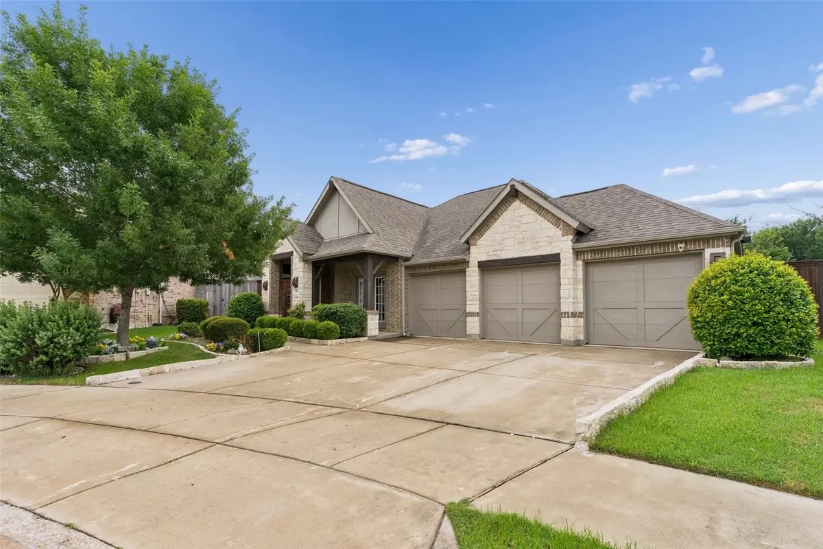 704 Water Garden Circle, Little Elm, TX 75068 - #1